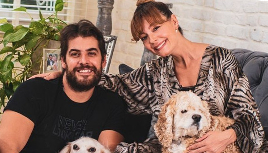 Özge Özder: İnsan bir şey olacak korkusuyla, kirpiği titreyerek sever mi