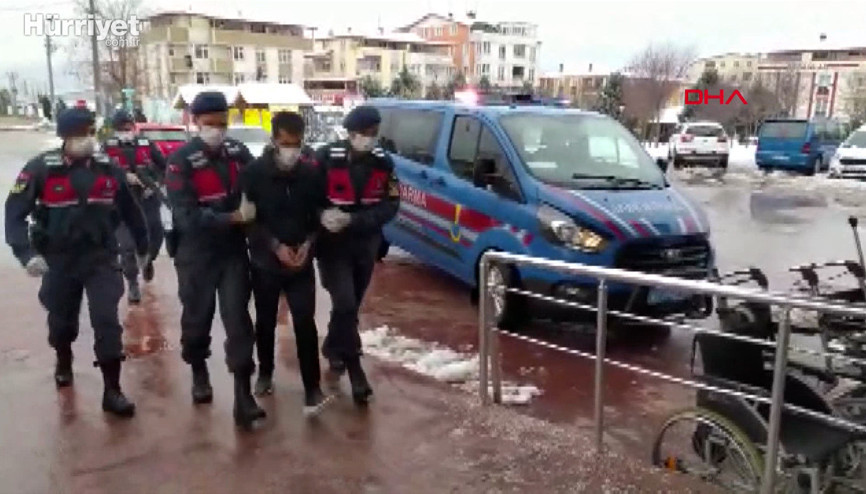 Yurt dışına kaçmaya çalışan PKKnın bombacısı yakalandı