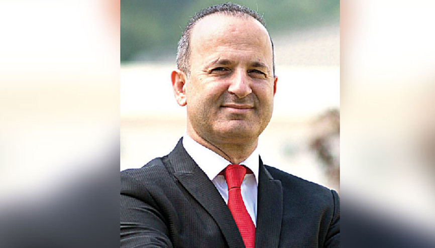 İlk mezunları dünyaya açılıyor