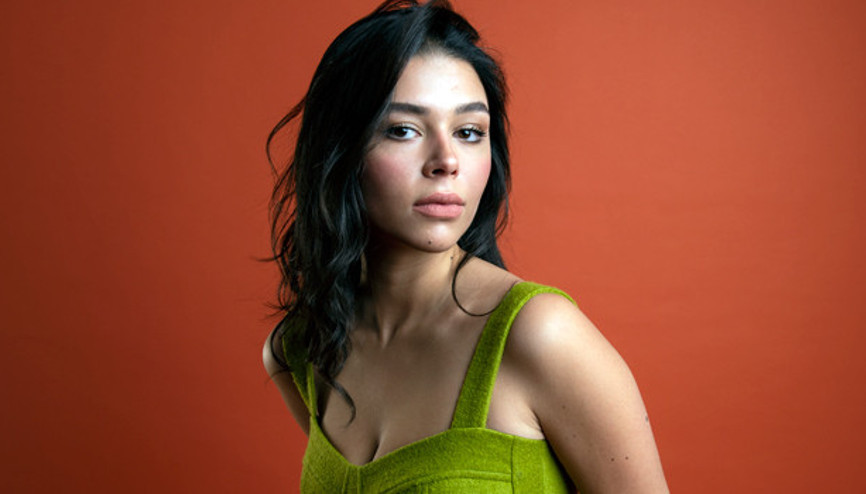 Ela Yörüklü bilinmeyenlerini anlattı: Annem iyi ki vesile olmuş Ela Yörüklü bilinmeyenlerini anlattı: Annem iyi ki vesile olmuş