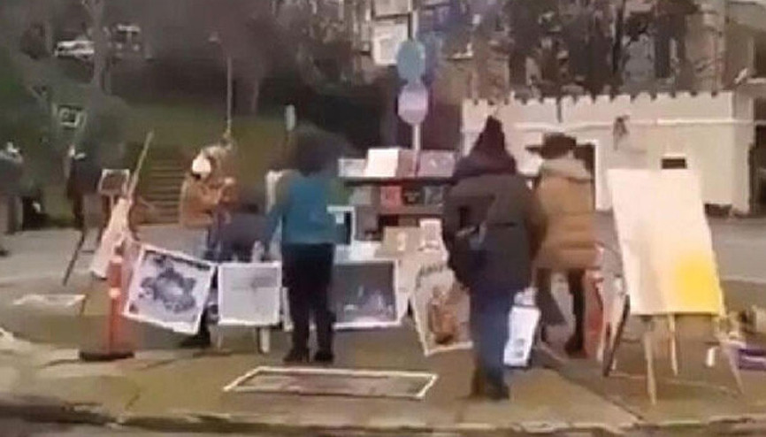 Kabe fotoğrafının yere serilmesi soruşturması: 3 yıla kadar hapis istemi Kabe fotoğrafının yere serilmesi soruşturması: 3 yıla kadar hapis istemi