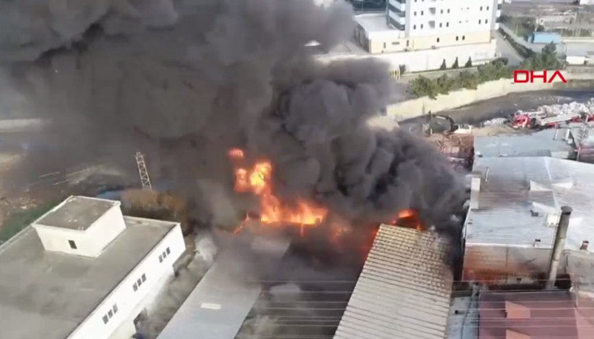 İstanbulda korkutan yangın