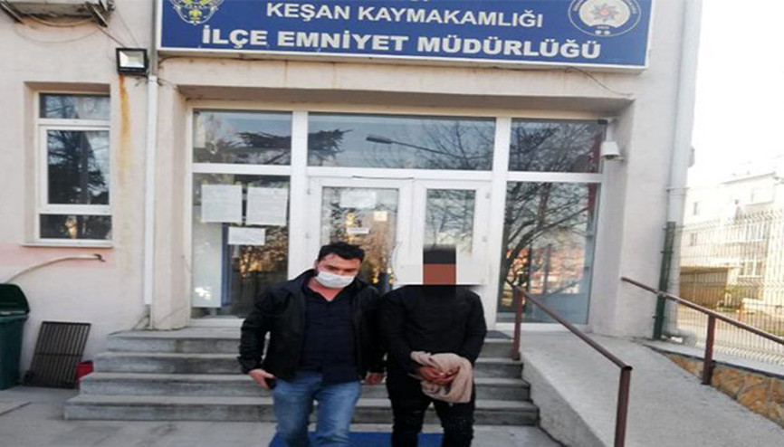 İmza atmaya gittiği emniyette arandığı belirlenince tutuklandı