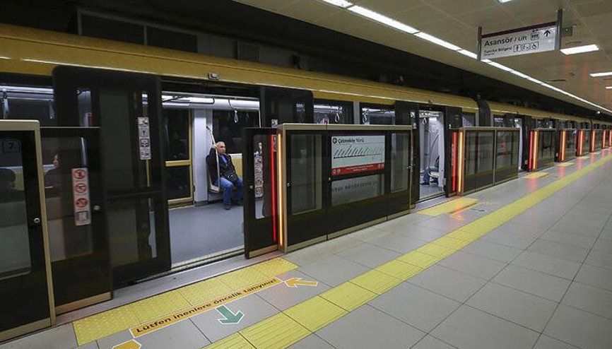 Bakan Karaismailoğlu: İstanbula iki raylı sistem hattı daha kazandırıyoruz