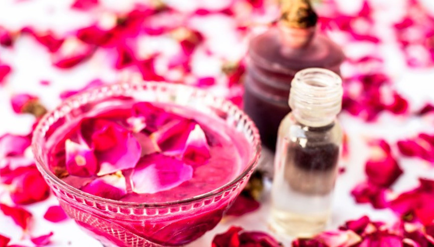 Cilt Güzelliğinde Hangi Gül Suyu