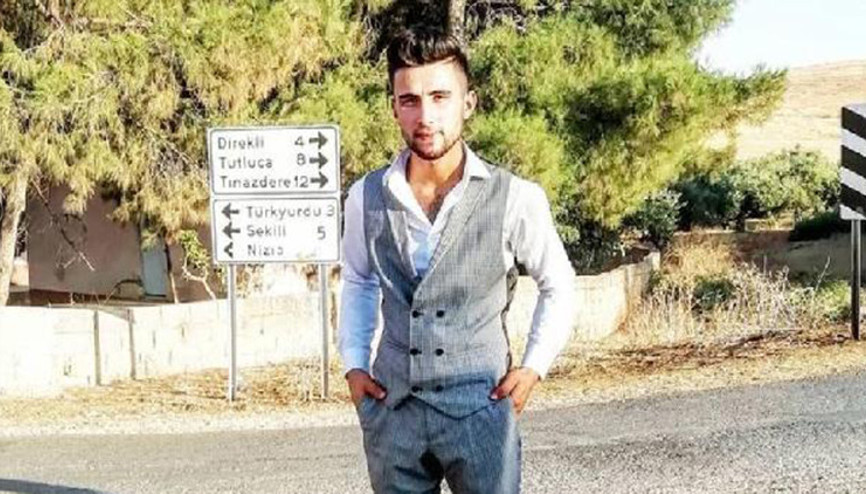 El frenini çekmeyi unuttuğu traktörün altında kalıp, öldü