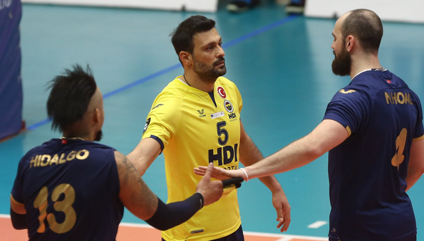 Efeler Ligi: İstanbul Büyükşehir Belediyespor 0-3 Fenerbahçe HDI Sigorta