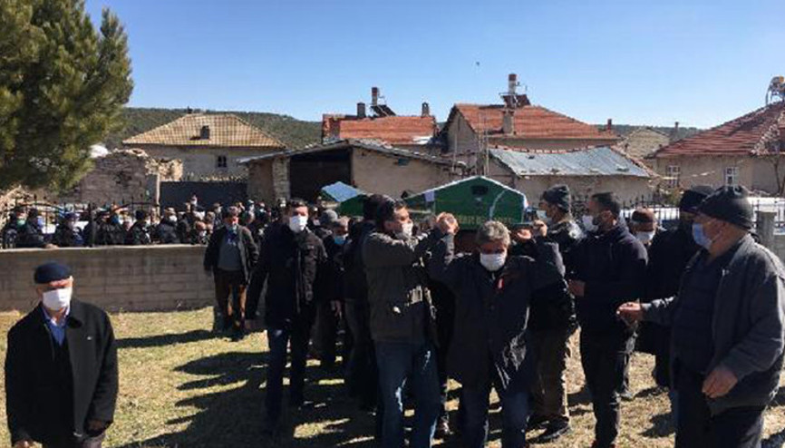 Konyada sobadan zehirlenen çift toprağa verildi