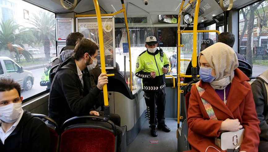 Son dakika haberi: İstanbulda 65 yaş üstü ve 20 yaş altının toplu taşıma kısıtlaması kaldırıldı