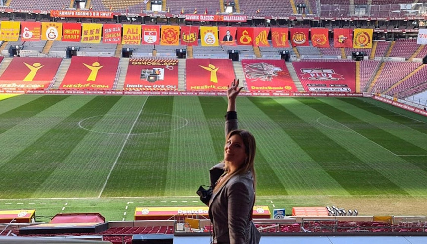 Galatasarayda Türk Telekom Stadyum zemininin son hali...