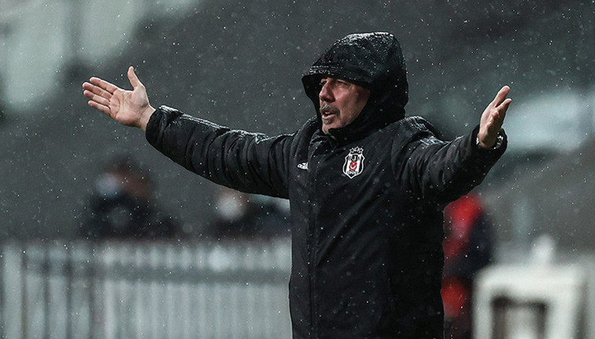Son Dakika | Beşiktaşta Sergen Yalçın cezalı duruma düştü