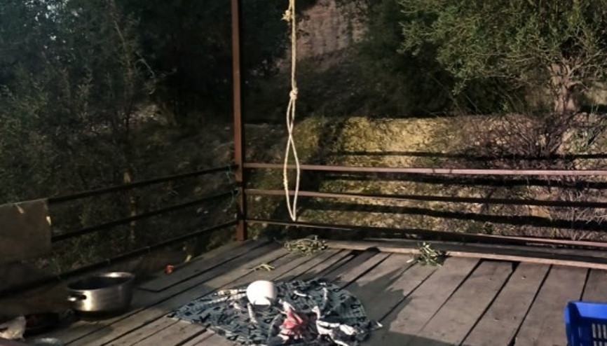 Oynadığı salıncağın ipi boynuna dolan Suriyeli Melek, öldü