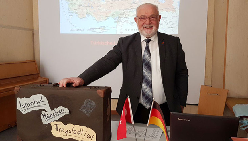 Gümrükçü’nün hikâyesi Alman dergisinde