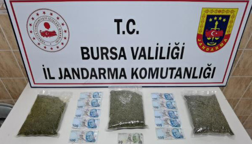 3 kilogram bonzaiyi gömdüğü topraktan çıkartırken yakalandı