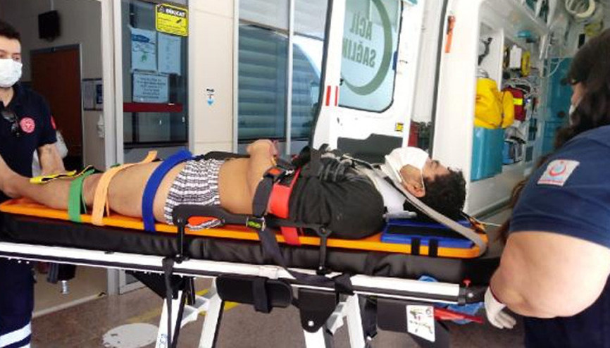 Helezon makinesinin altında kalan işçi, ağır yaralandı