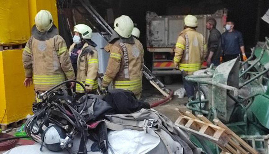 Beyoğlunda depo yangını
