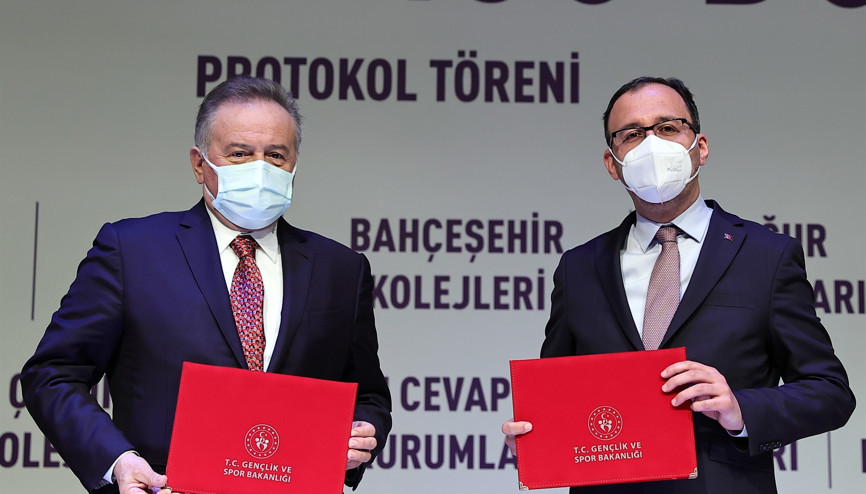 1000 sporcuya destek