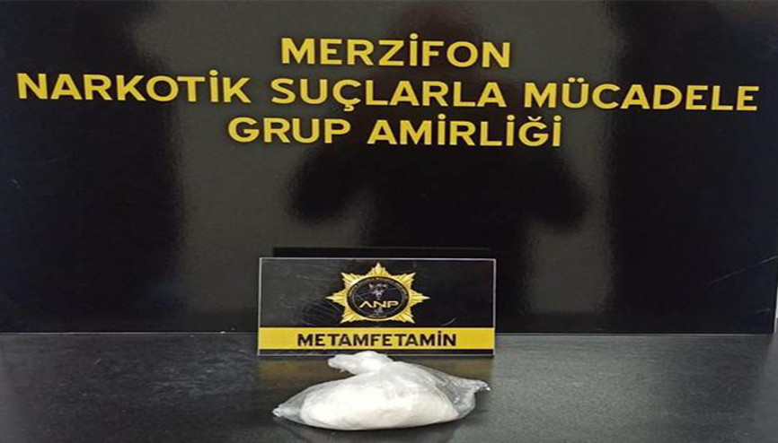 Amasyada çorabın içine gizlenmiş uyuşturucu ele geçirildi