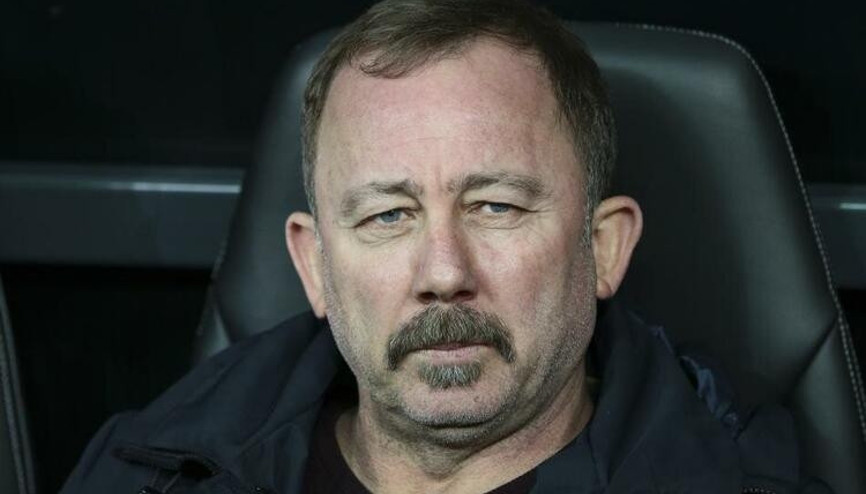 Eski Galatasaraylı futbolcu, Beşiktaş yolunda İtalyan basını transferi duyurdu