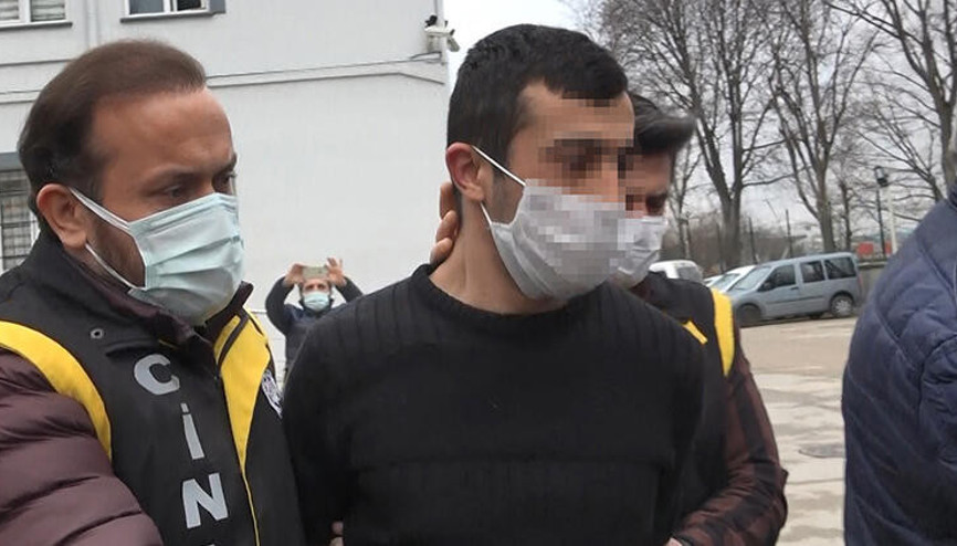 Görüntüler Bursadan... Yarım saatte tanımadığı 3 kişiyi bıçakladı