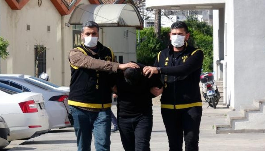 Bıçaklı gaspçı olay yerine geri dönünce yakalandı