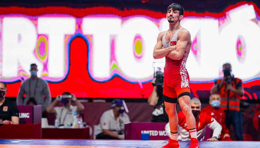 Tokyo Olimpiyatları Avrupa Elemelerinin son gününde Kerem Kamal altın madalya kazandı