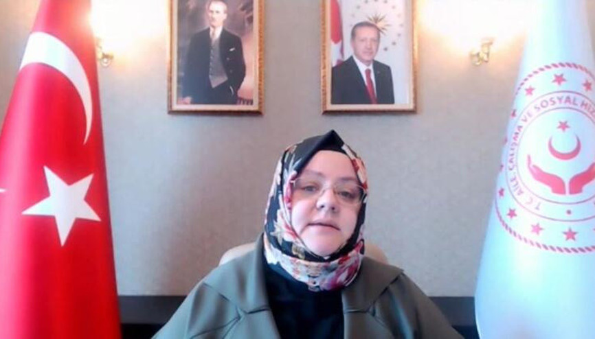 Bakan Selçuk, insanlık suçu olan kadına şiddetle sıfır tolerans ilkesiyle mücadeleyi sürdüreceklerini söyledi