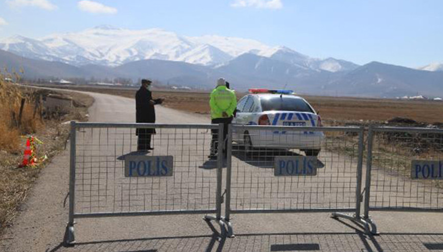Vanda bir mahalle karantinaya alındı, vaka görülen okulda eğitime ara verildi