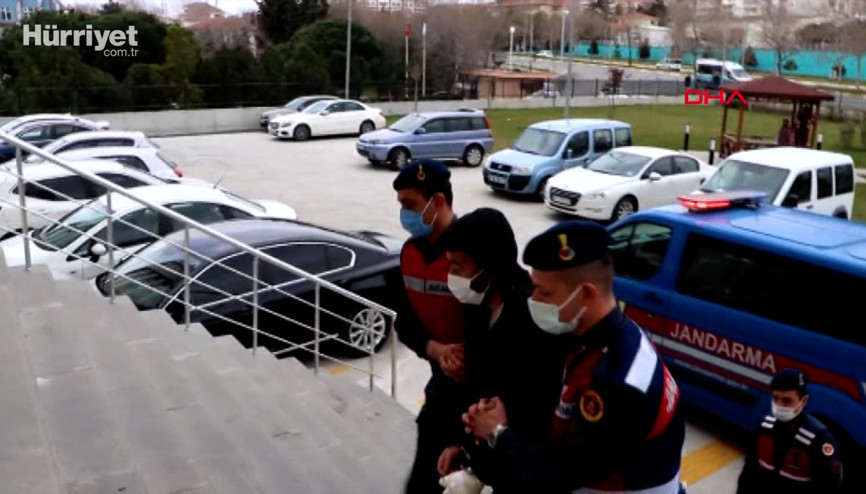 Tartıştığı eşinin üzerine benzin döküp, yaktı