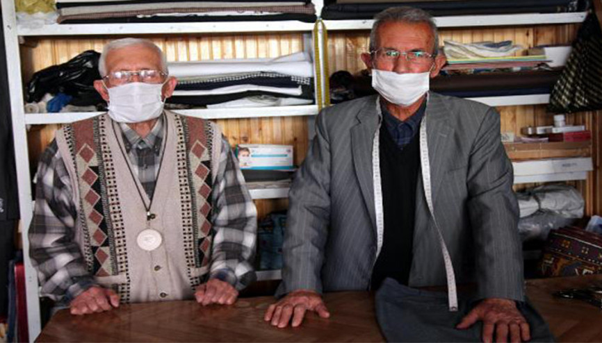 İki kardeş 60 yıldır omuz omuza terzilik yapıyor