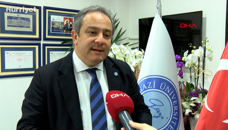 Prof. Dr. Mustafa Necmi İlhandan üç dakika uyarısı Prof. Dr. Mustafa Necmi İlhandan üç dakika uyarısı