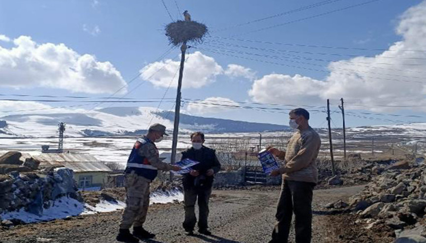 Jandarmadan Leylek yuvalarını koruyalım çağrısı