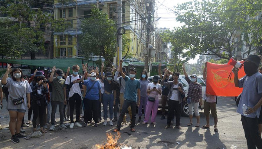 Myanmarda cunta muhalifi siyasetçiler 2008 anayasasını tanımadıklarını açıkladı