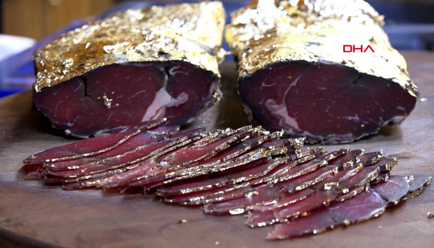 Altın kaplamalı pastırma 800 liradan satışa sunuldu