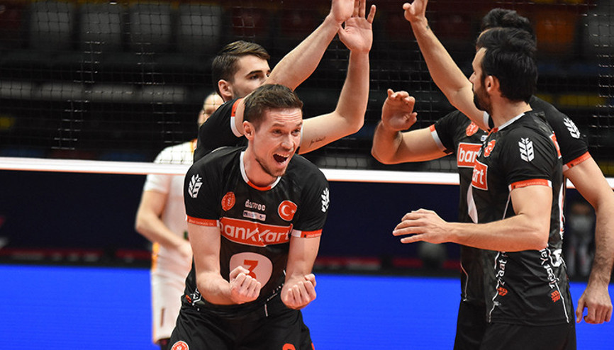 Ziraat Bankkart 3-2 Galatasaray HDI Sigorta