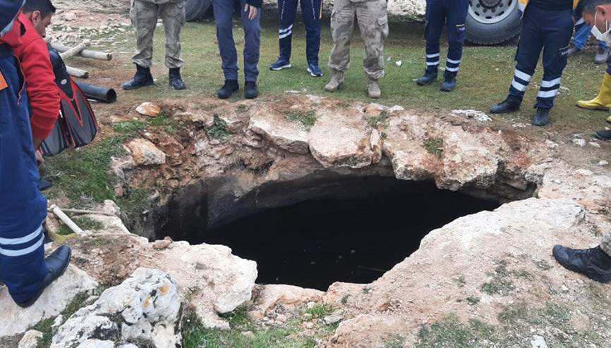 Şanlıurfadan acı haber 5 metre derinliğindeki sarnıca düştü