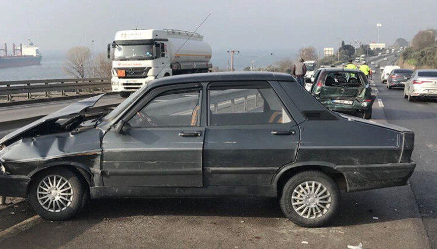 Kocaelide 7 aracın karıştığı zincirleme trafik kazası