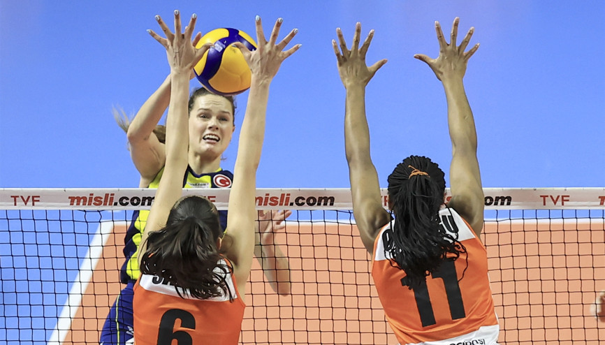 Fenerbahçe Opet ile Eczacıbaşı VitrA final için parkeye çıkacak