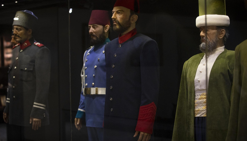 Kapılarını yarın açıyor