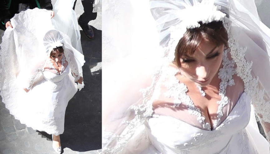 Telli duvaklı gelin oldu