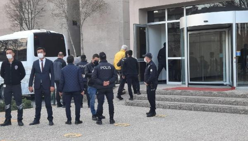 Bildiri soruşturmasında amirallerin ifade işlemleri bugün başlayacak