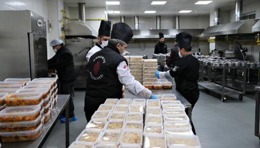 Özlenen iftar çadırları evlere taşınıyor