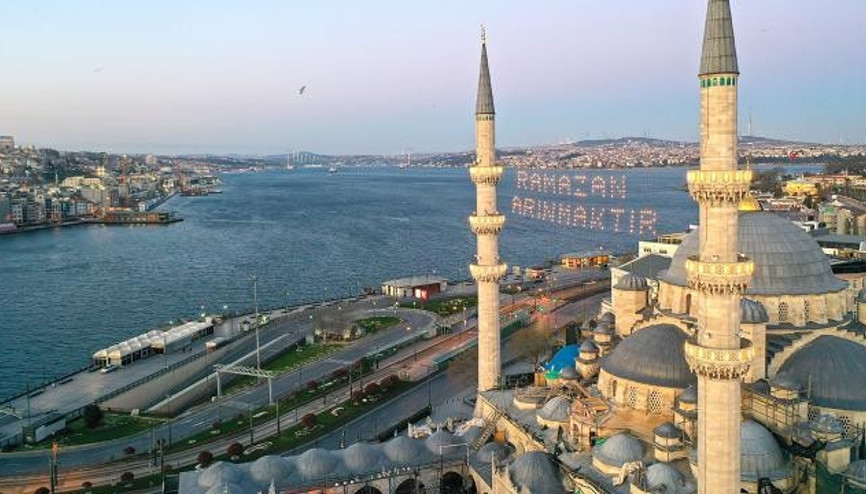 Ramazan dışında sabah ezanı neden güneşin doğmasından bir saat önce okunuyor