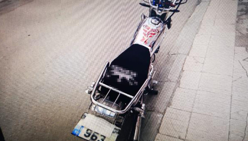 Plakasını maskeyle kapatan motosikletliye para ve men cezası