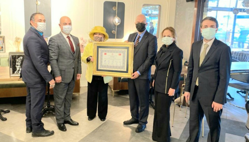 Fatoş Abla’ya vefa ödülü