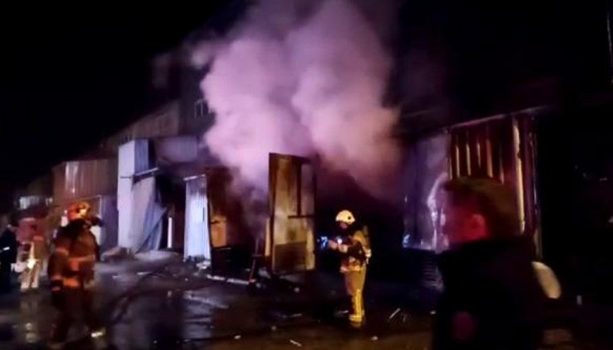 Mobilya fabrikasında yangın Ekipler hemen müdahale etti