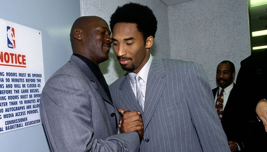 Şöhretler Müzesinde Kobe Bryantı, Michael Jordan takdim edecek
