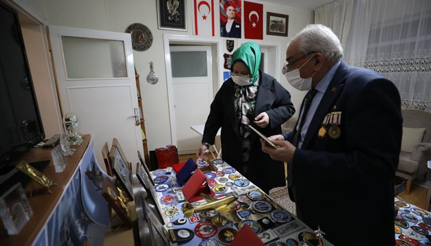 Bakan Selçuk Gazi Çolak’ın müzesini gezdi