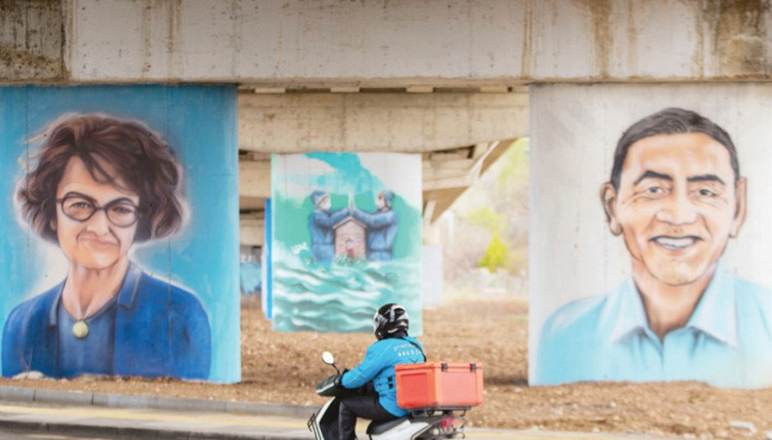 Sağlıkçılara grafitili teşekkür