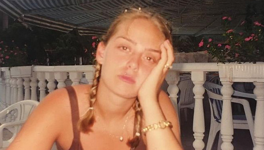 Güzelliği annesinden mirasmış